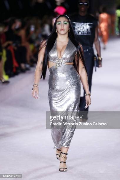 maria lourdes versace|Lourdes Maria Ciccone Leon walks the runway at the Versace .